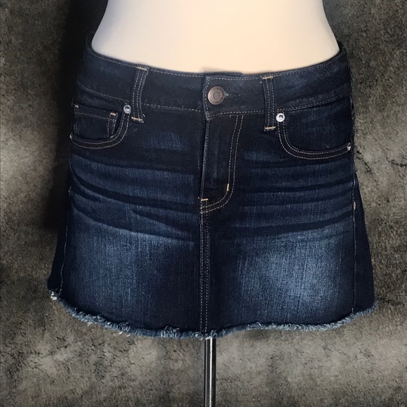 🎊SALE🎊 NWOT Abercrombie and fitch Mini skirt - Picture 3 of 5